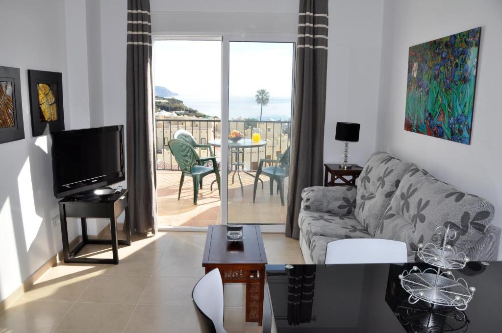 Nerja Paradise Rentals - Chimenea Apts Phòng bức ảnh
